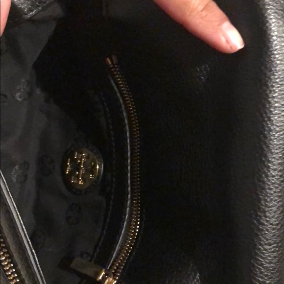 Tory Burch crossbody - Picture 3 of 5